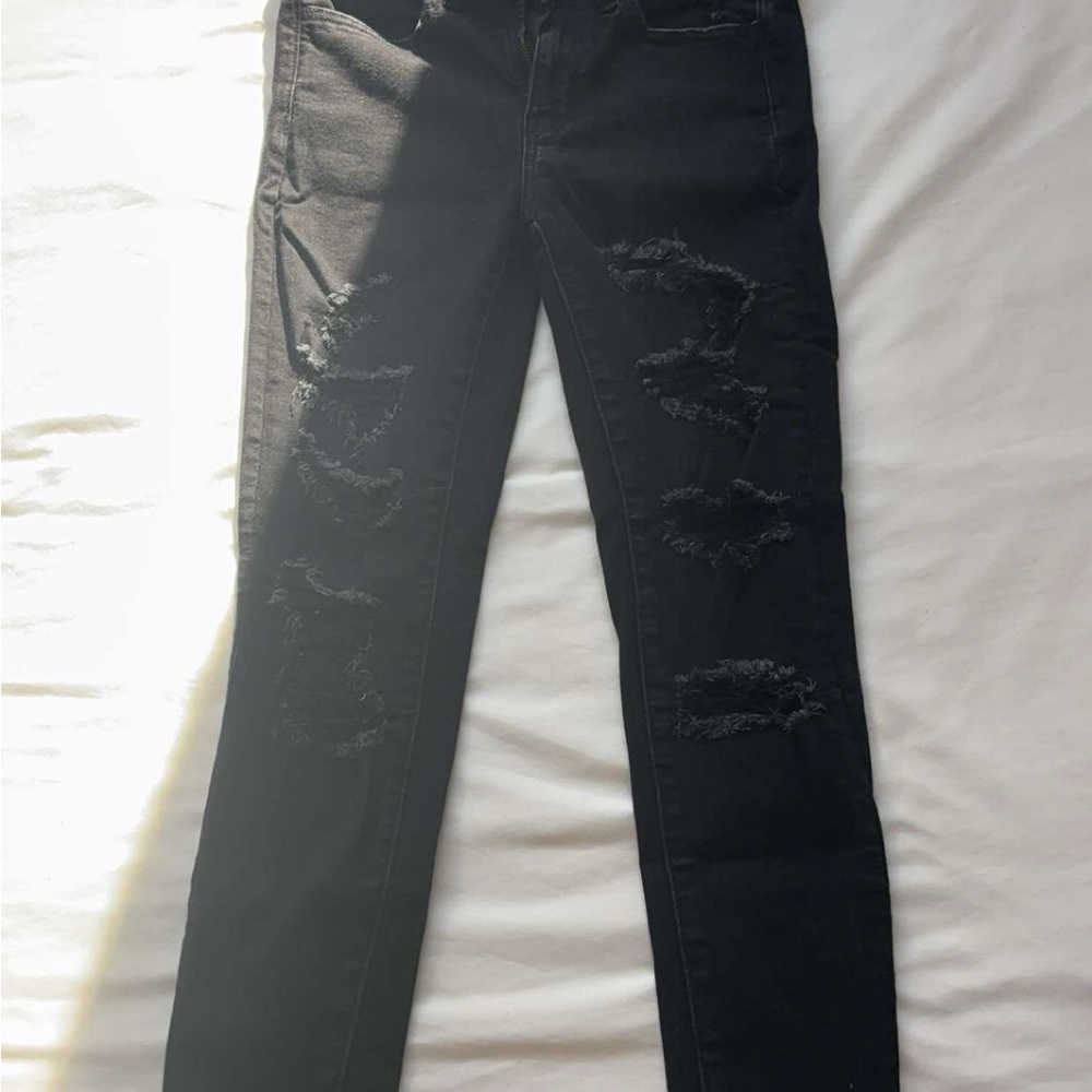 American Eagle Outfitters Rippped Black Skinny Jeans